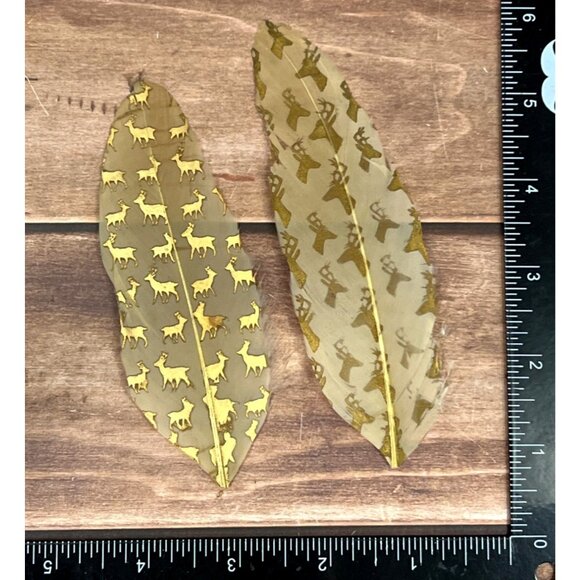 ArtMinds GOLD DEER Stenciled Feathers 3 PACKS 279702 HOLIDAY - Picture 2 of 3